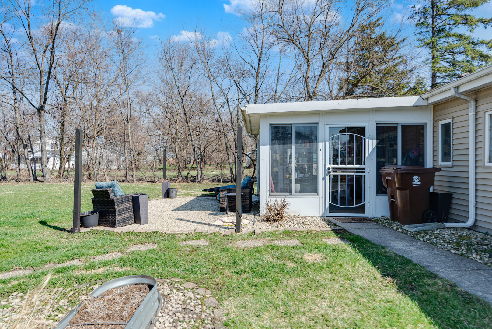 11248 193rd Street Mokena, IL 60448 - Photo 18 of 20 a view of a house with backyard and a tree
