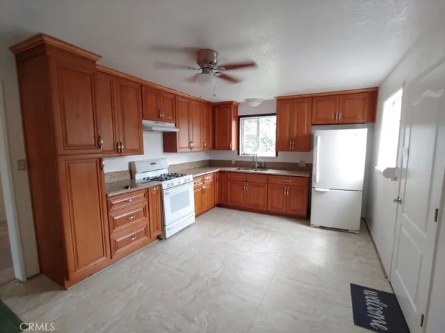 $714,900 | 13636 Garfield Avenue, South Gate, CA 90280