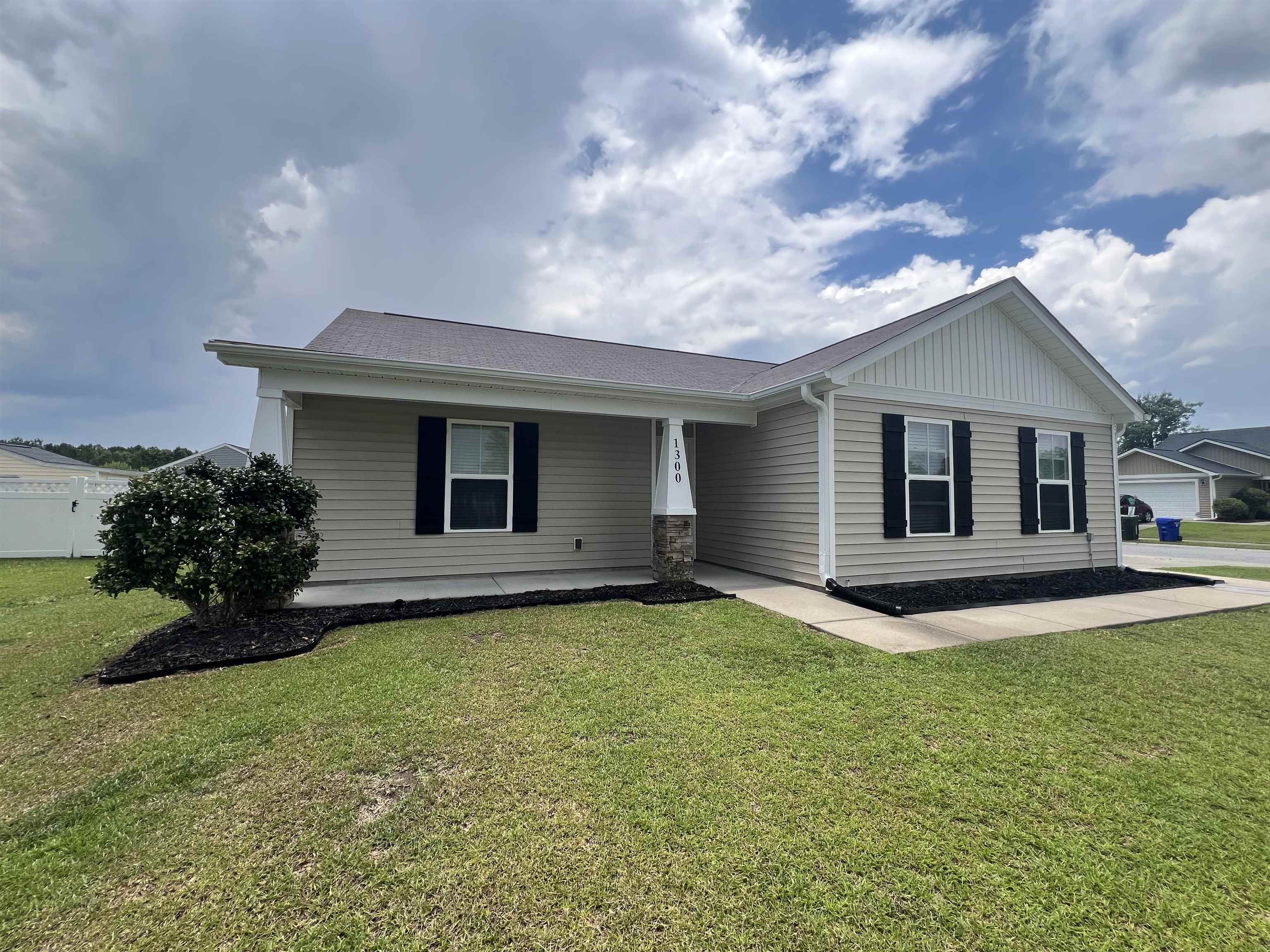 1300 Leatherman Road Conway, SC 29527 - Photo 2 of 20