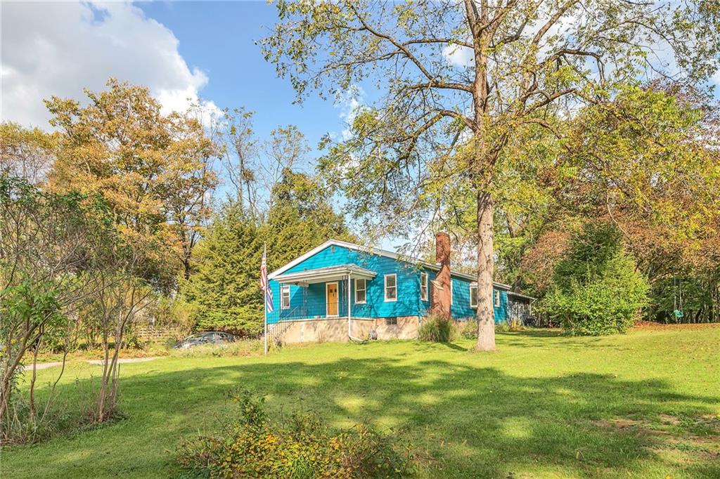 5314 Hardt Road Gibsonia, PA 15044 - Photo 2 of 23 Gallery Image 2