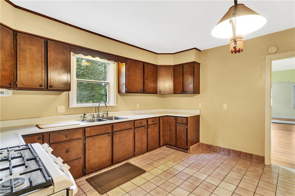 5314 Hardt Road Gibsonia, PA 15044 - Photo 11 of 23 Gallery Image 11