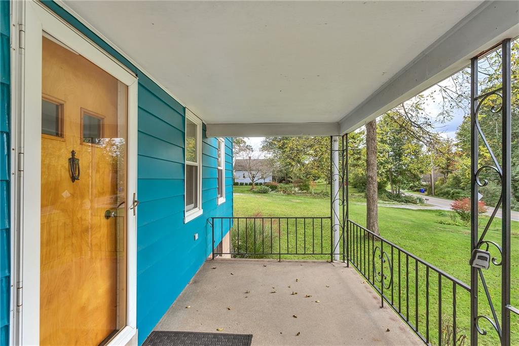 5314 Hardt Road Gibsonia, PA 15044 - Photo 3 of 23 Gallery Image 3