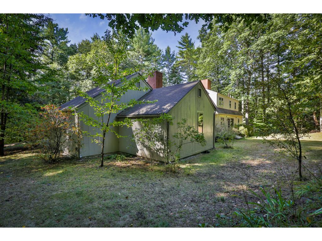 28 Spring Hill Road Mont Vernon, NH 03057 - Photo 4 of 35