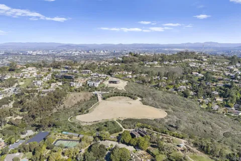 $42,000,000 | 7151-7158 Romero Drive, Unit 1 2 3 4 5, La Jolla, CA 92037