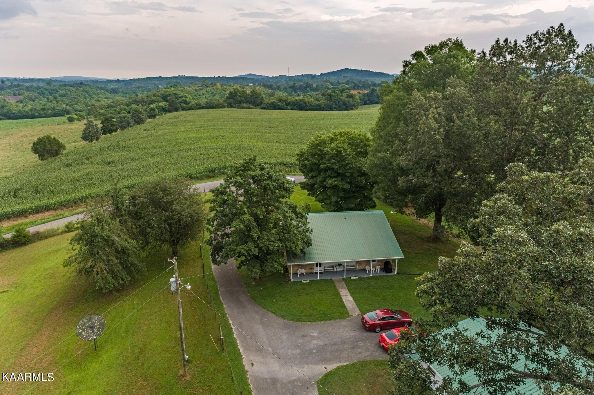 282 Campground Road Madisonville, TN 37354 - Photo 3 of 12 20210729045624146178000000-o
