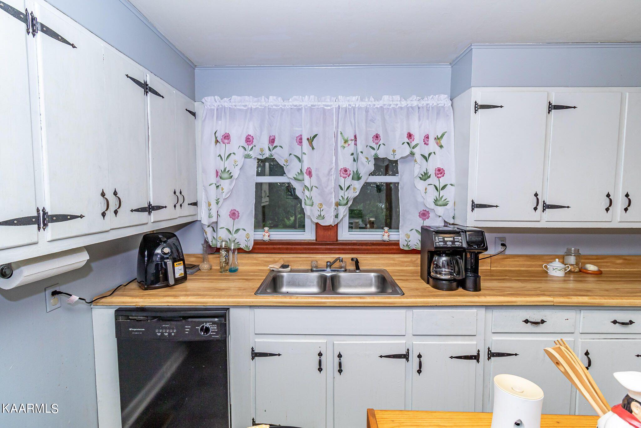 282 Campground Road Madisonville, TN 37354 - Photo 6 of 12 20210729045541493181000000-o