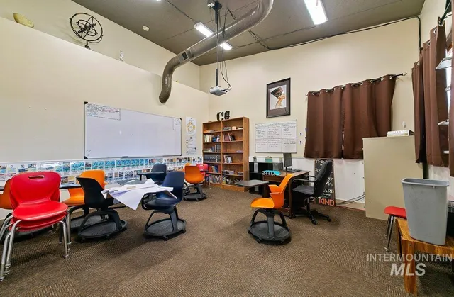 $3,750,000 | 5001 Cherry Gulch Lane, Emmett, ID 83617