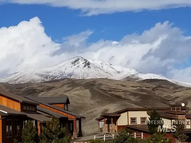 $3,750,000 | 5001 Cherry Gulch Lane, Emmett, ID 83617