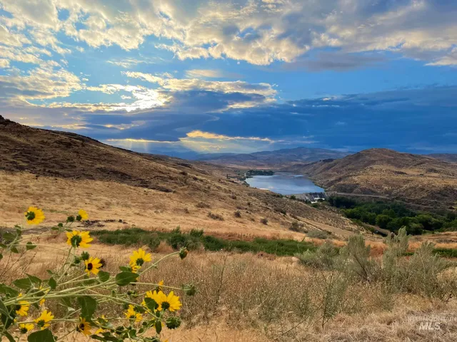 $3,750,000 | 5001 Cherry Gulch Lane, Emmett, ID 83617