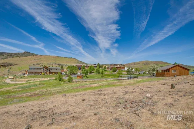 $3,750,000 | 5001 Cherry Gulch Lane, Emmett, ID 83617