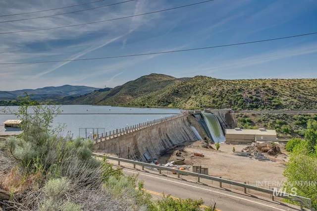 $3,750,000 | 5001 Cherry Gulch Lane, Emmett, ID 83617