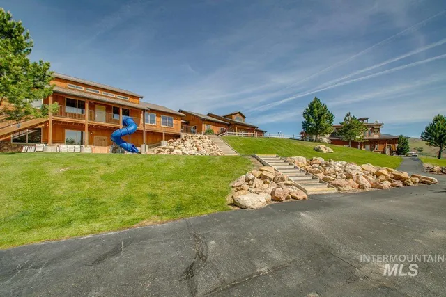 $3,750,000 | 5001 Cherry Gulch Lane, Emmett, ID 83617