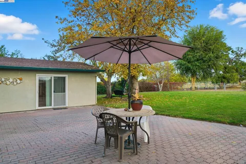 $2,495,000 | 2072 South Vasco Road, Livermore, CA 94550
