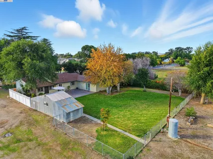 $2,495,000 | 2072 South Vasco Road, Livermore, CA 94550