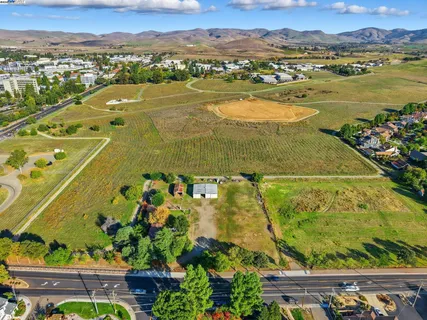 $2,495,000 | 2072 South Vasco Road, Livermore, CA 94550