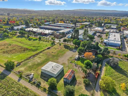 $2,495,000 | 2072 South Vasco Road, Livermore, CA 94550