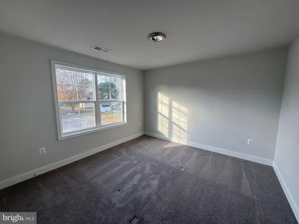 $3,500 | 3541 Oak Drive, Edgewater, MD 21037