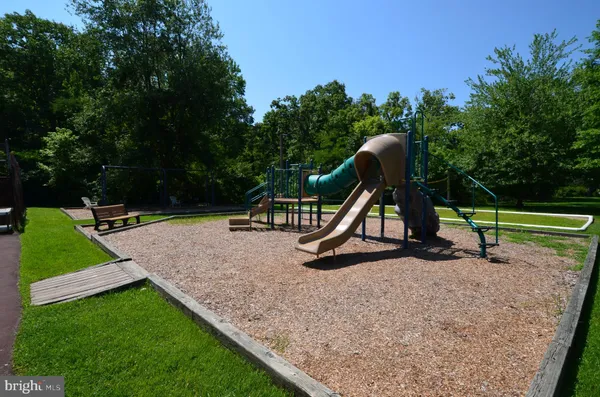 $3,500 | 3541 Oak Drive, Edgewater, MD 21037