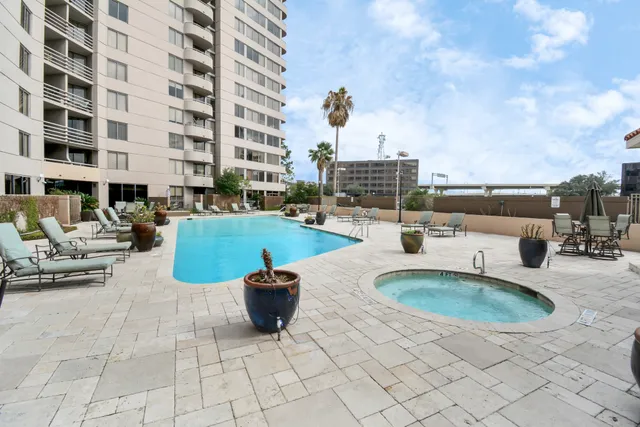 $1,600 | 3525 Sage Road, Unit 1314, Houston, TX 77056