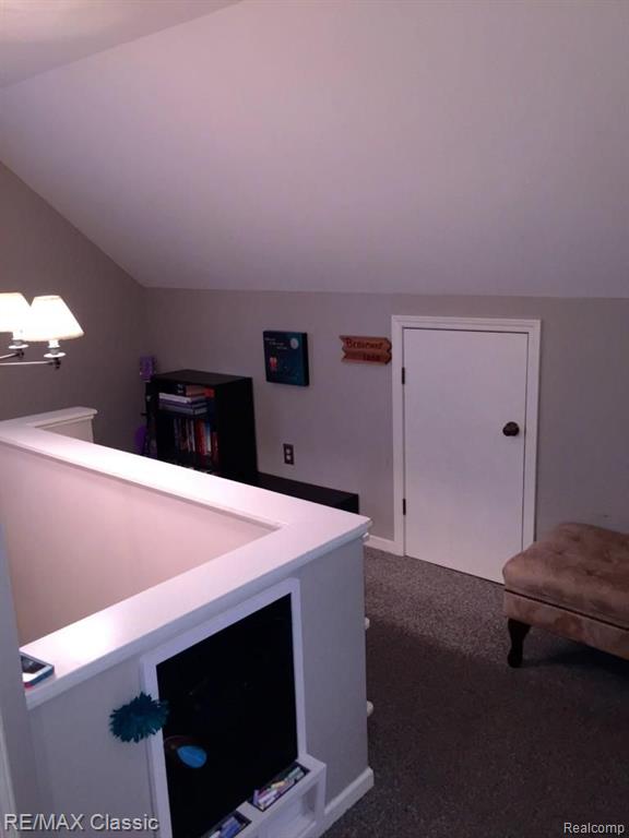 2349 Cambridge Road Berkley, MI 48072 - Photo 19 of 35