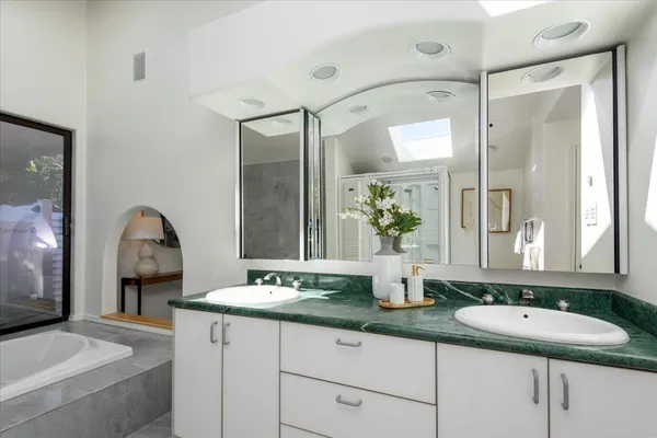 $3,995,000 | 90 Hayfields Road, Portola Valley, CA 94028