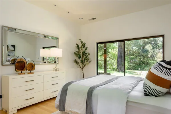 $3,995,000 | 90 Hayfields Road, Portola Valley, CA 94028