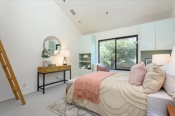 $3,995,000 | 90 Hayfields Road, Portola Valley, CA 94028
