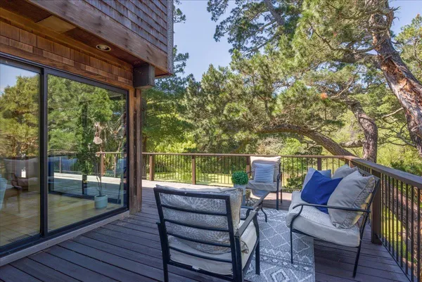 $3,995,000 | 90 Hayfields Road, Portola Valley, CA 94028