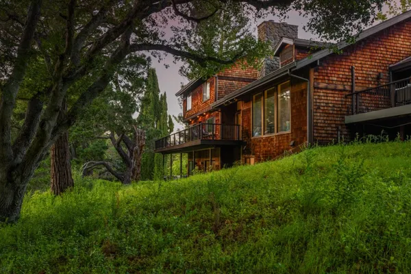 $3,995,000 | 90 Hayfields Road, Portola Valley, CA 94028