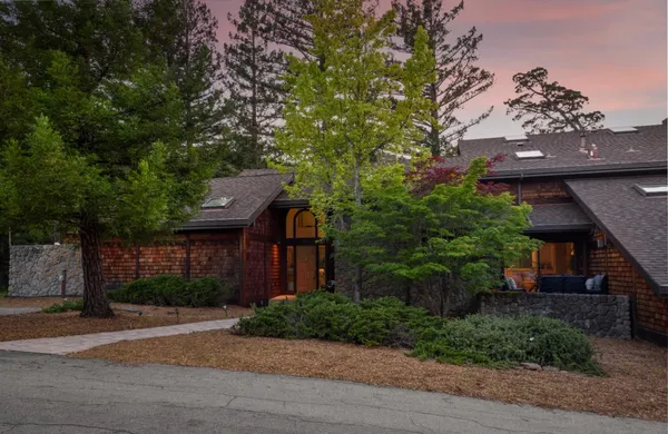 $3,995,000 | 90 Hayfields Road, Portola Valley, CA 94028