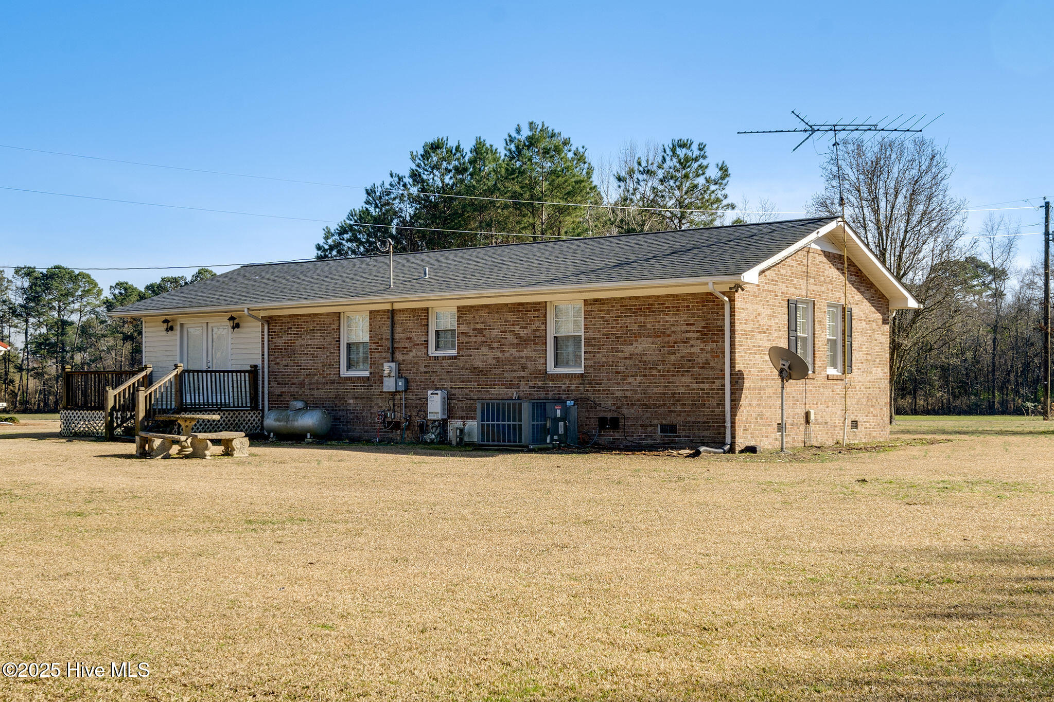 611 Blind Bridge Road Magnolia, NC 28453 - Photo 17 of 21 611blindbridge23