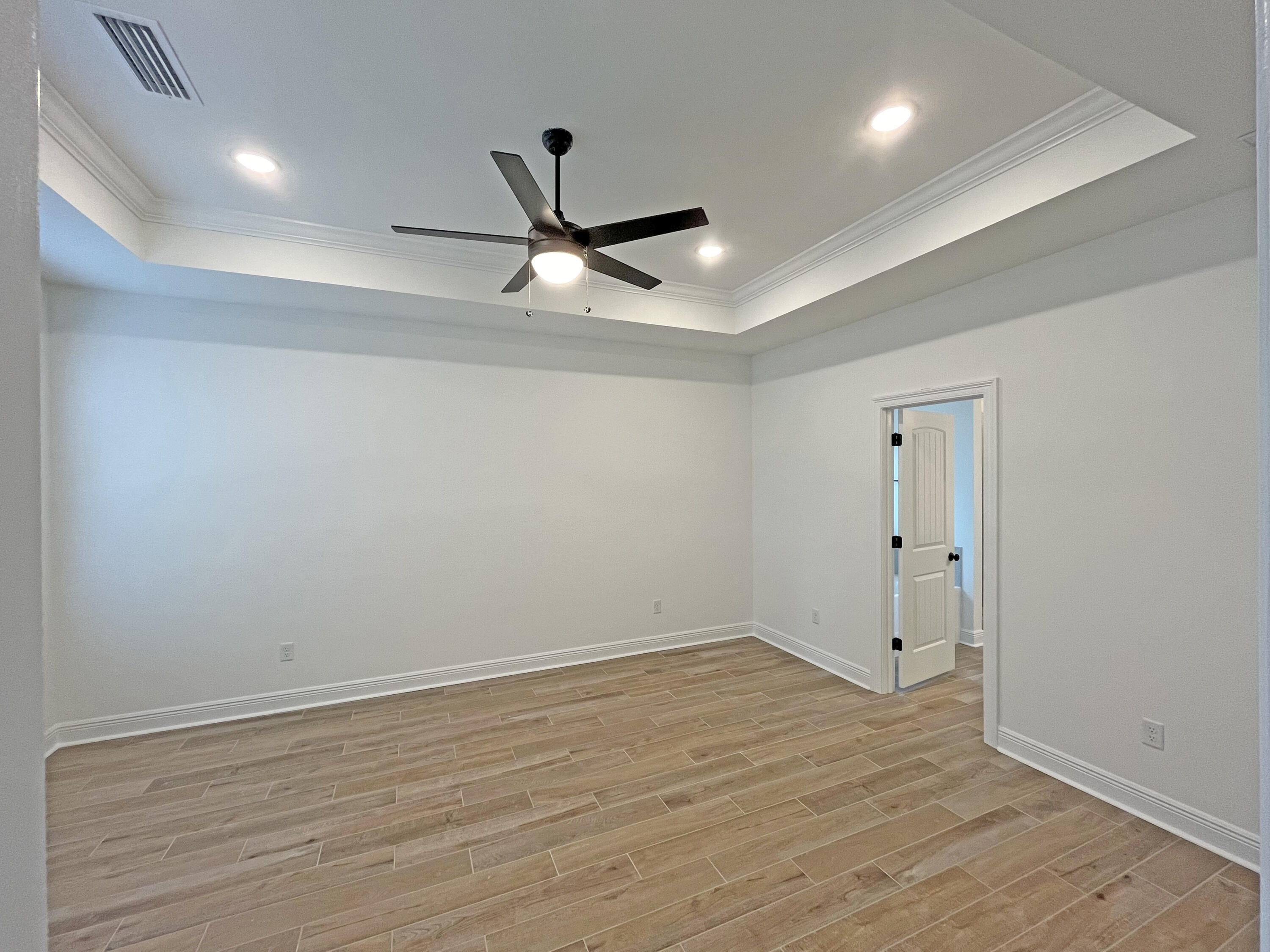 54 Perch Place Freeport, FL 32439 - Photo 8 of 21 IMG_1114
