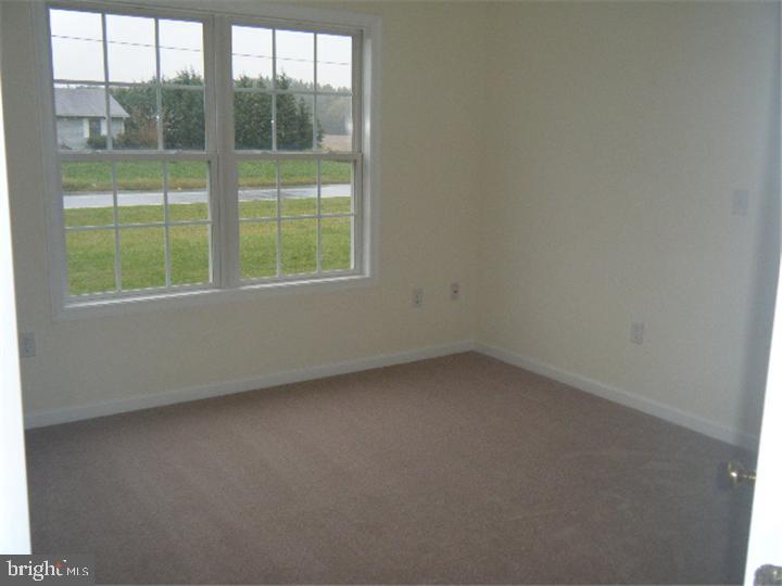 22689 East Trap Pond Road Georgetown, DE 19947 - Photo 5 of 7 Gallery Image 5