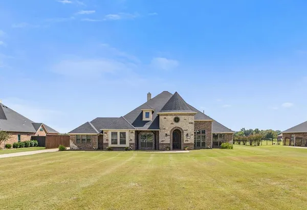 $634,999 | 10270 County Road 213, Talty, TX 75126