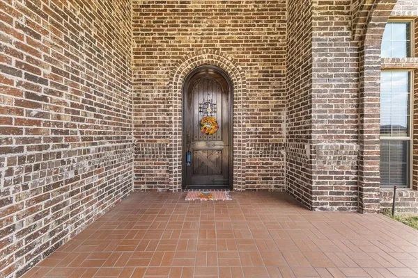 $634,999 | 10270 County Road 213, Talty, TX 75126