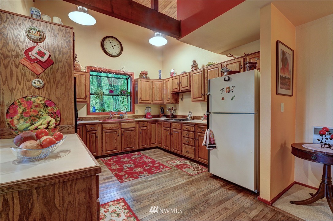 16755 Seminole Road Northeast Poulsbo, WA 98370 - Photo 7 of 25