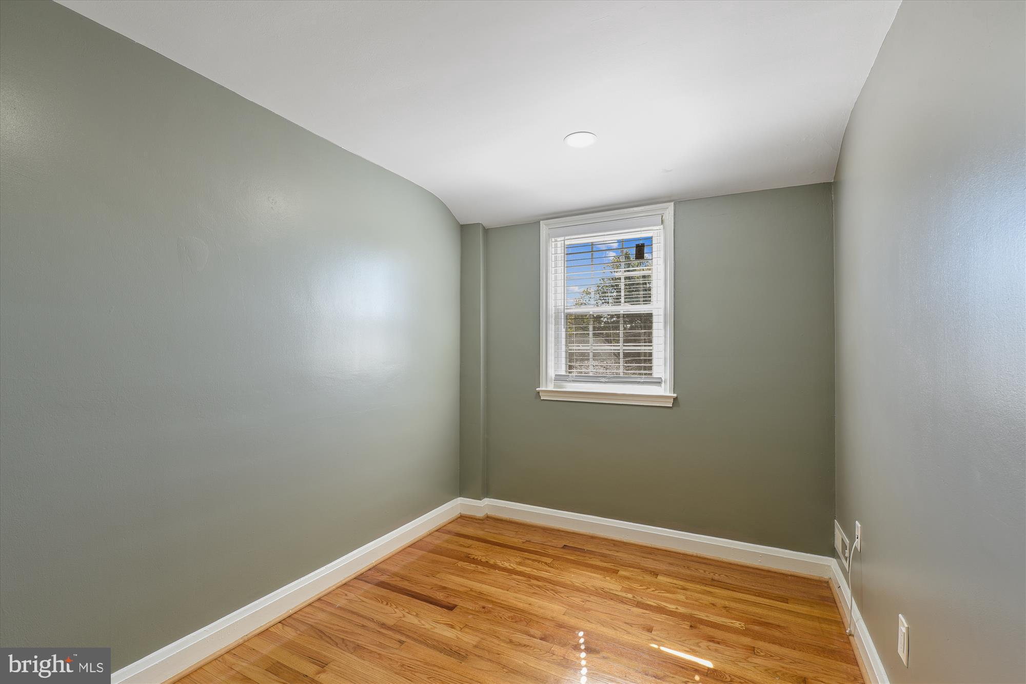 1601 Thetford Road Towson, MD 21286 - Photo 14 of 20