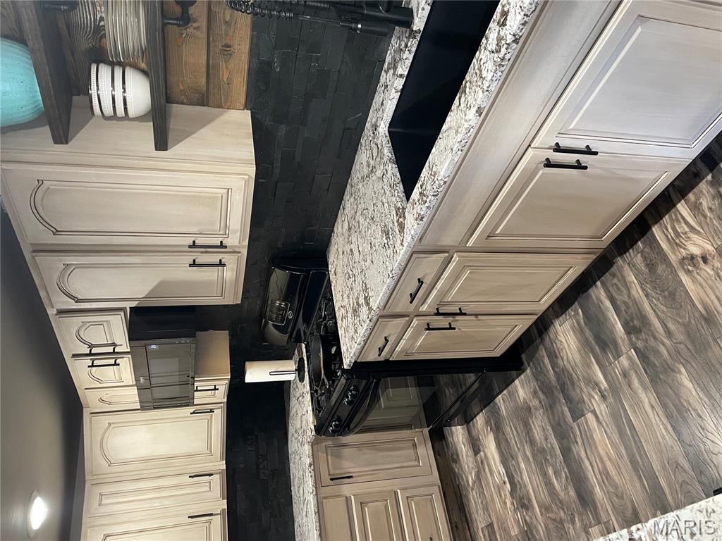 2255 Lakeshore Drive Cuba, MO 65453 - Photo 4 of 27