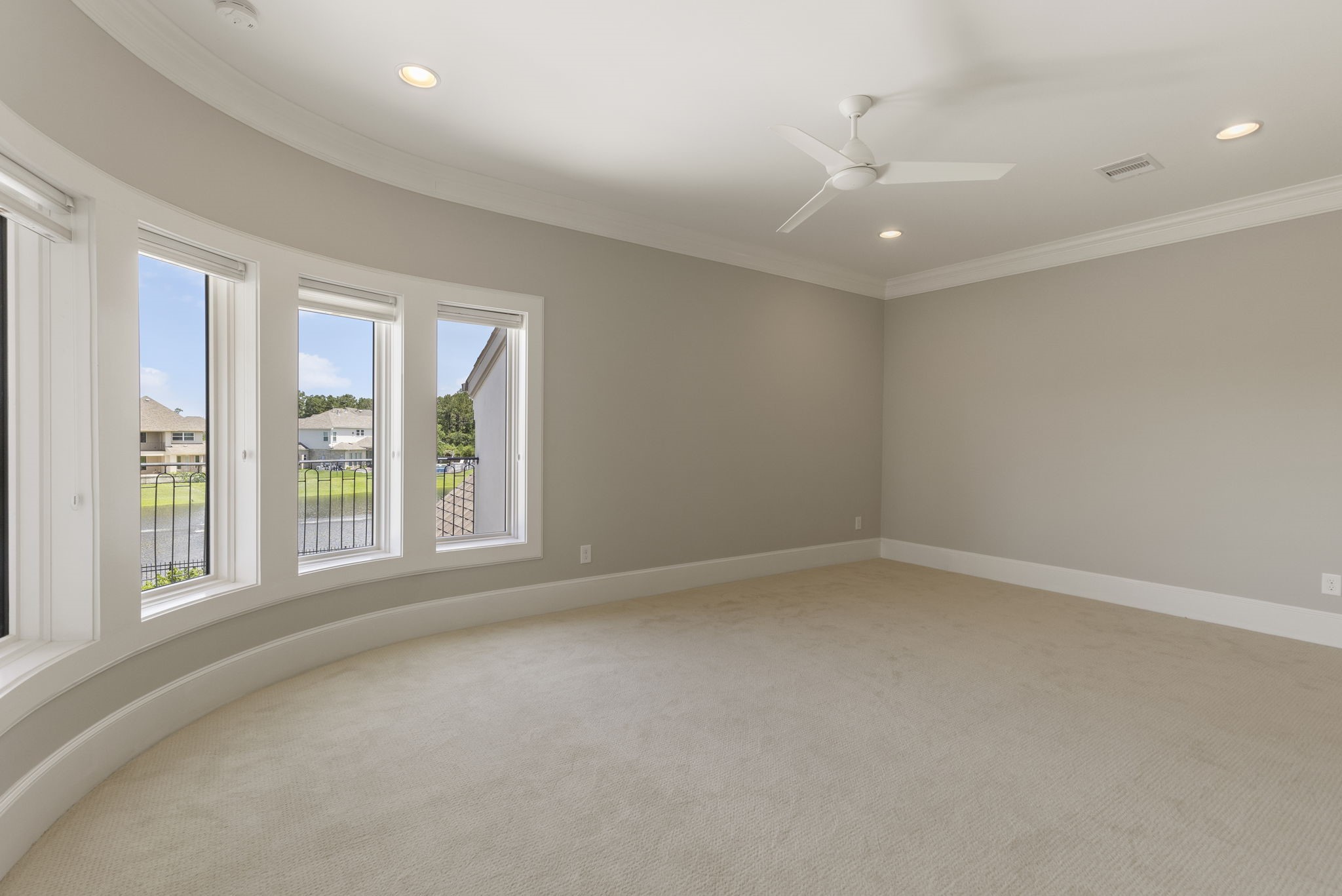 6806 West Warwick Lake Lane Spring, TX 77389 - Photo 37 of 50 an empty room with a window