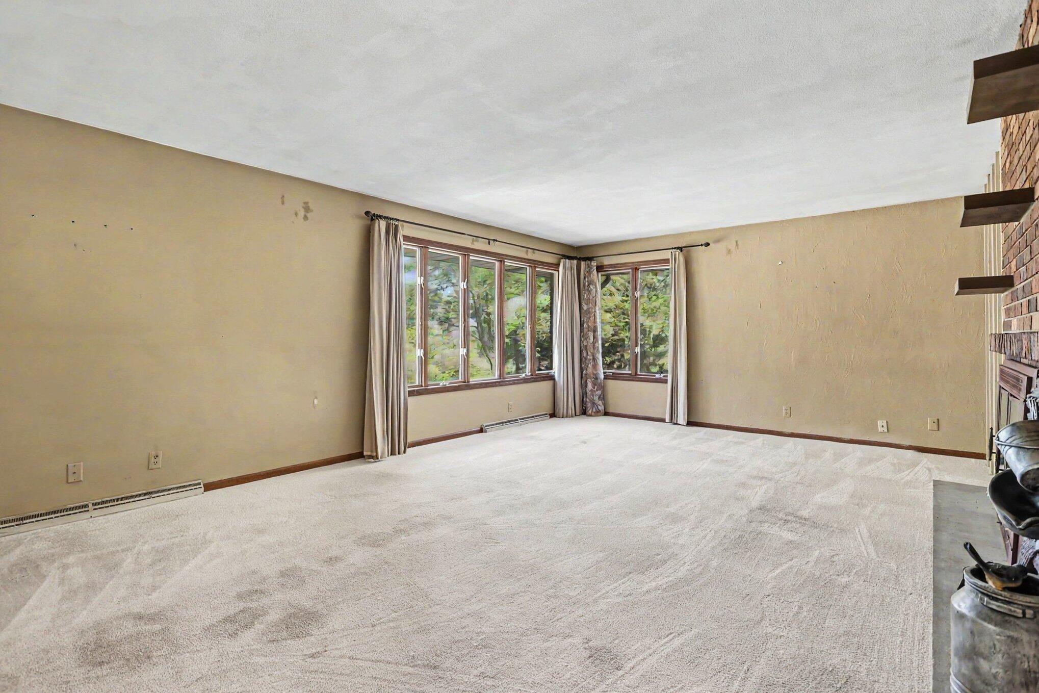 8304 Hollywood Road Baroda, MI 49101 - Photo 6 of 45 008_file_4773