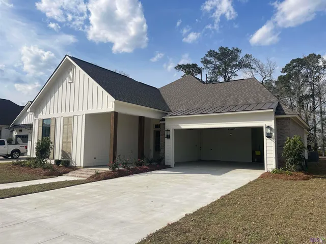 $519,900 | 1119 Camellia Way, Denham Springs, LA 70726