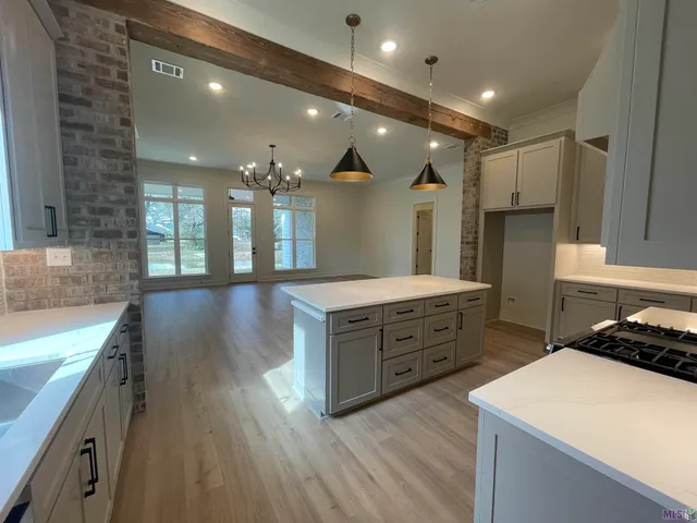 $519,900 | 1119 Camellia Way, Denham Springs, LA 70726