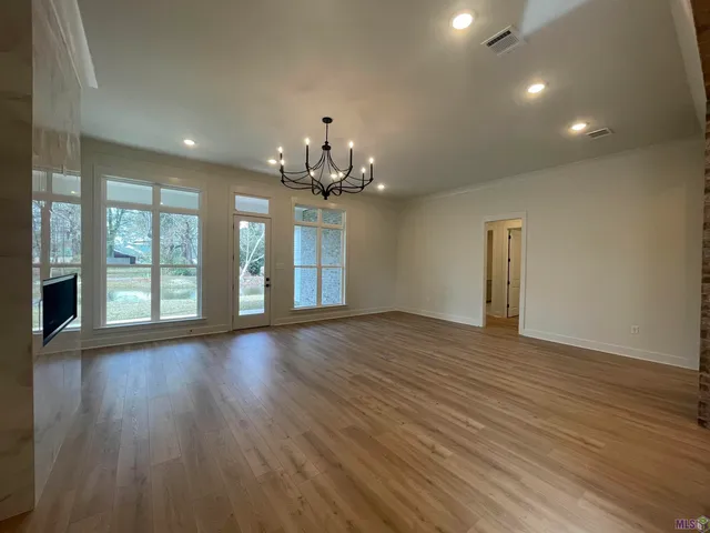 $519,900 | 1119 Camellia Way, Denham Springs, LA 70726