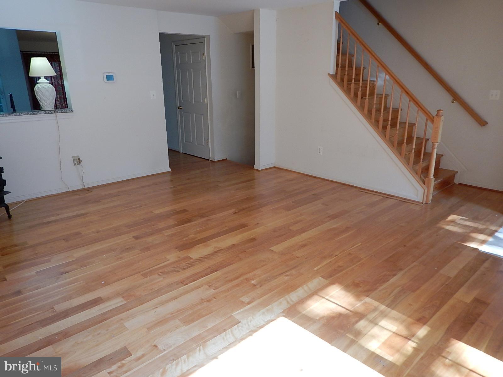 6005 York Road Baltimore, MD 21212 - Photo 11 of 31 Living Room view, front door is to the right
