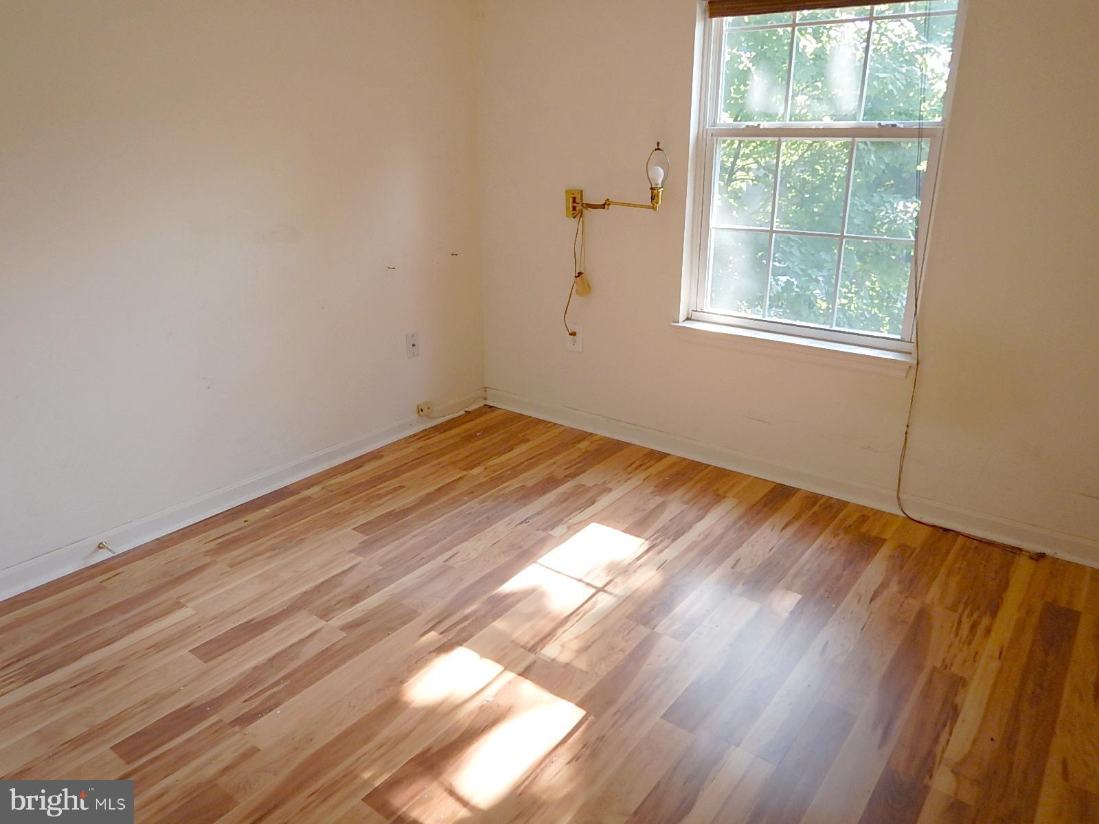 6005 York Road Baltimore, MD 21212 - Photo 21 of 31 Bedroom #3