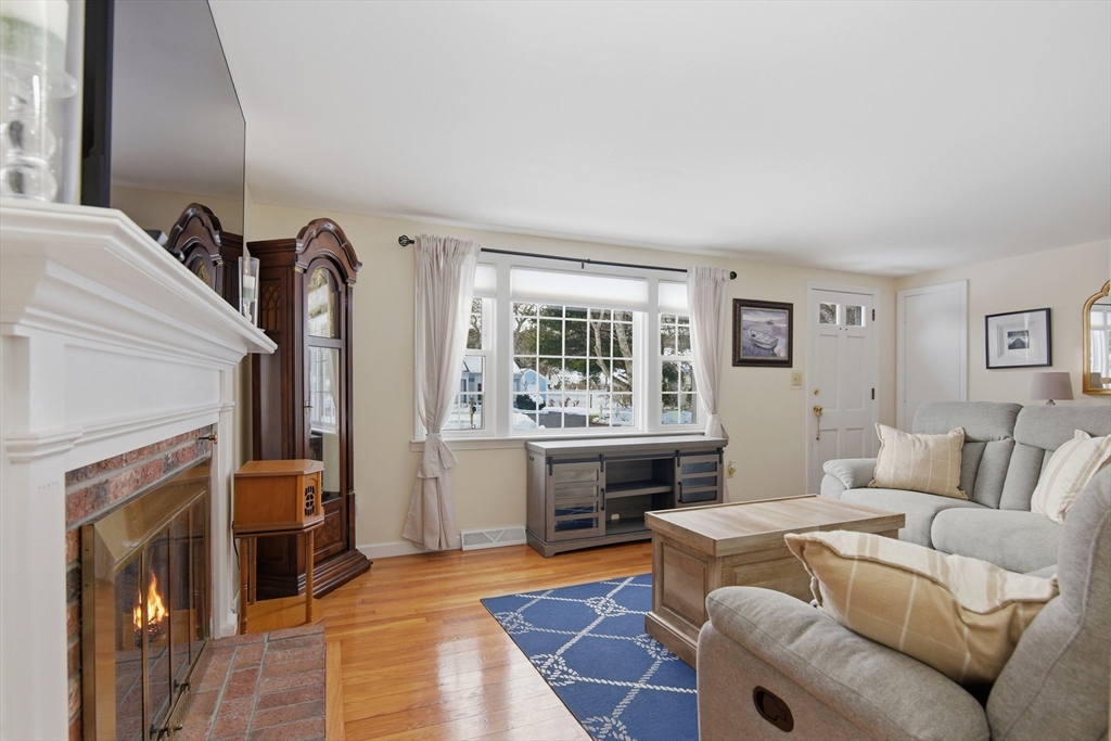 22 Johnson Lane Yarmouth, MA 02673 - Photo 11 of 23