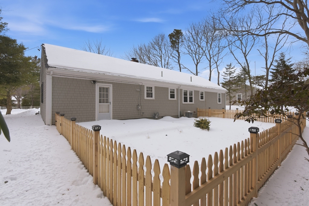22 Johnson Lane Yarmouth, MA 02673 - Photo 20 of 23