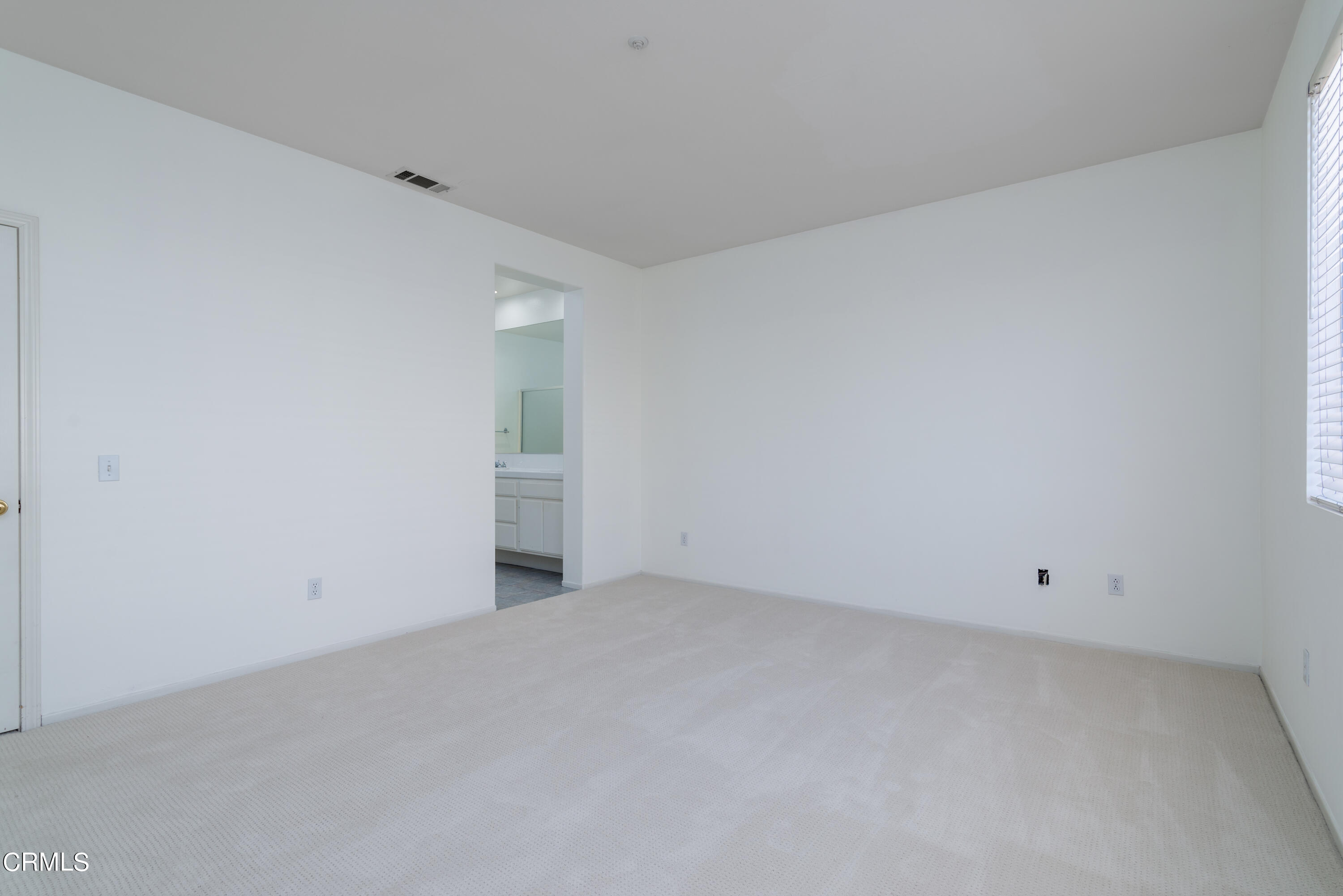 810 Rosalinda Drive Oxnard, CA 93030 - Photo 19 of 24 a view of an empty room