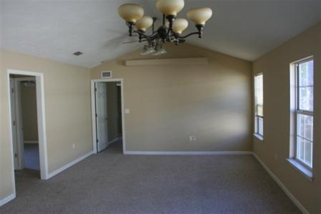 4262 Ridge Haven Road Tallahassee, FL 32305 - Photo 5 of 6