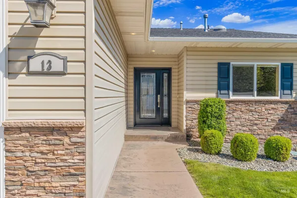 $498,000 | 910 Vineland Drive, Unit 13, Clarkston, WA 99403